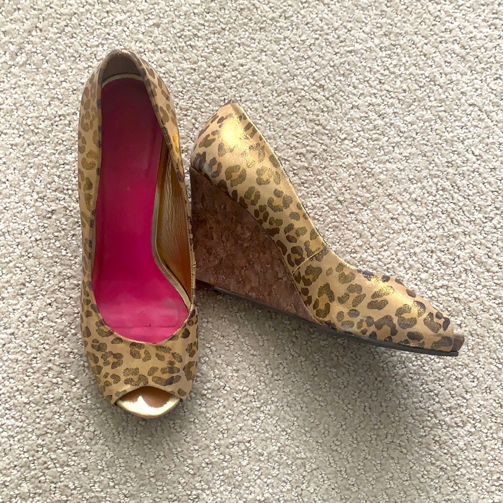 Lilly Pulitzer leopard print wedges